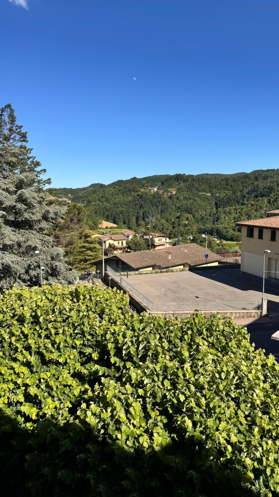 Appartamento Piazza Di Montese 1 Exteriör bild